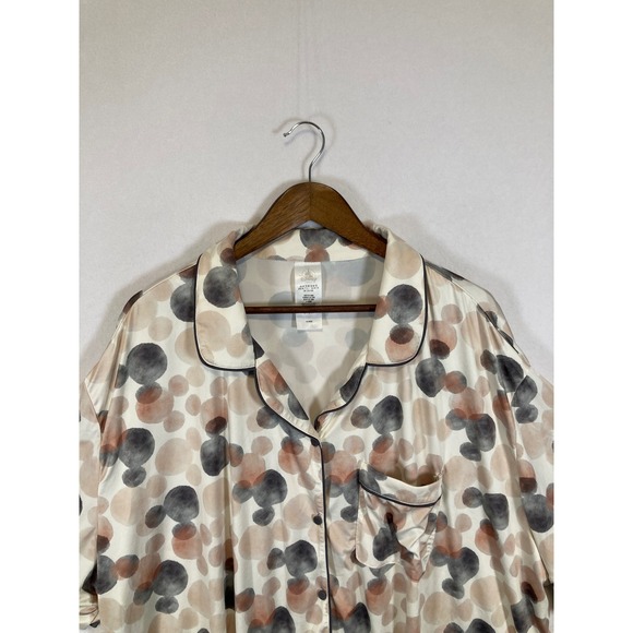 Disney Pajama Top Womens 3X Beige Mickey Mouse Watercolor Polka Dot Button Up - Picture 4 of 9